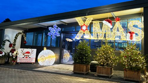 Weihnachtsmarkt in der Gartenwelt bei München